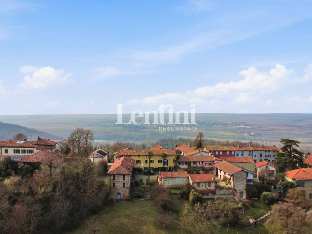 casa indipendente in vendita a Camino