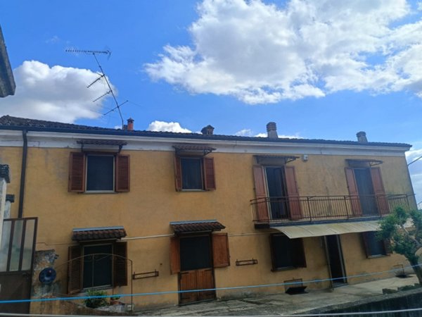 casa indipendente in vendita a Camino