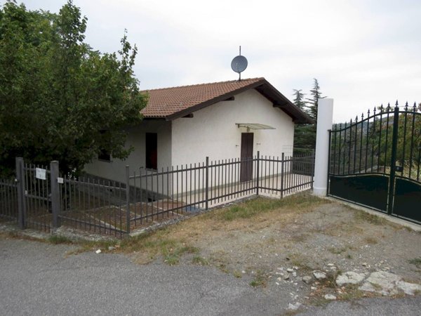casa indipendente in vendita a Cantalupo Ligure in zona Pallavicino