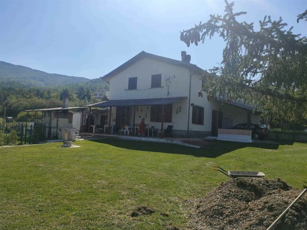 casa indipendente in vendita a Varazze in zona Cantalupo