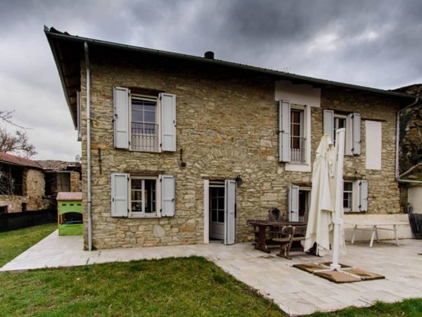 casa indipendente in vendita a Cantalupo Ligure in zona Semega