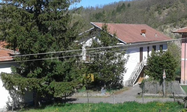 casa indipendente in vendita a Cantalupo Ligure in zona Pessinate