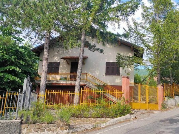 casa indipendente in vendita a Cantalupo Ligure in zona Pallavicino