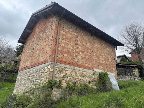casale in vendita a Cantalupo Ligure in zona Borgo Adorno