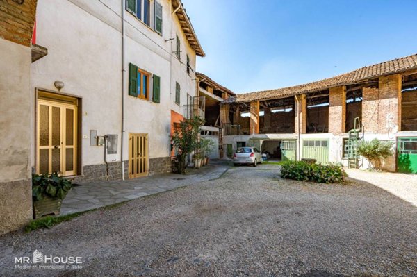 appartamento in vendita a Capriata d'Orba