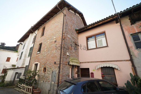 casa indipendente in vendita a Capriata d'Orba