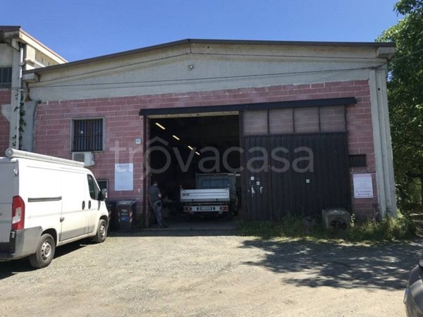 locale commerciale in vendita a Capriata d'Orba
