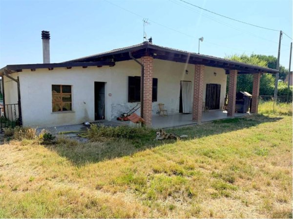 casa indipendente in vendita a Capriata d'Orba
