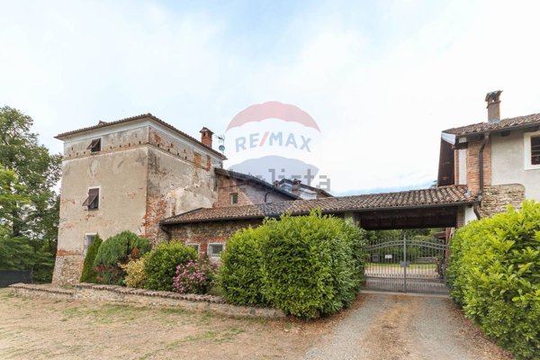 casa indipendente in vendita a Capriata d'Orba