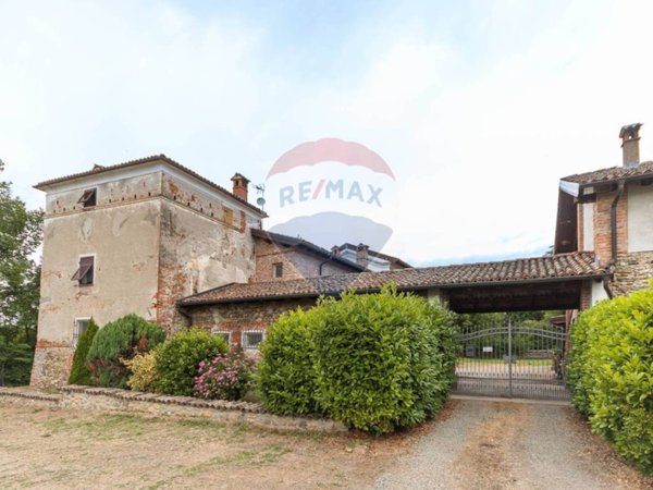 casa indipendente in vendita a Capriata d'Orba