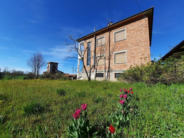 casa indipendente in vendita a Capriata d'Orba