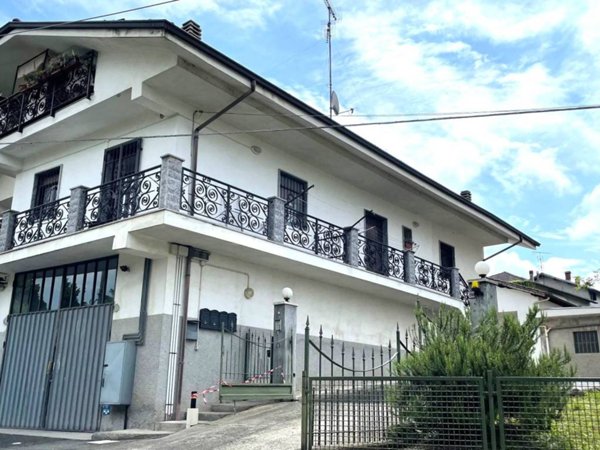 casa indipendente in vendita a Capriata d'Orba
