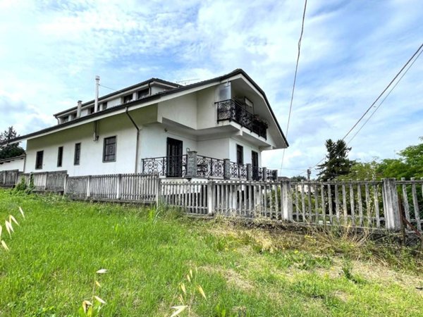 casa indipendente in vendita a Capriata d'Orba