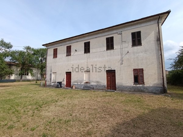 casa indipendente in vendita a Capriata d'Orba