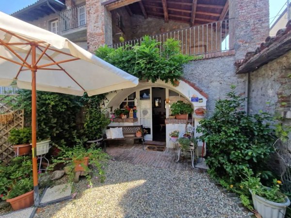 casa indipendente in vendita a Capriata d'Orba