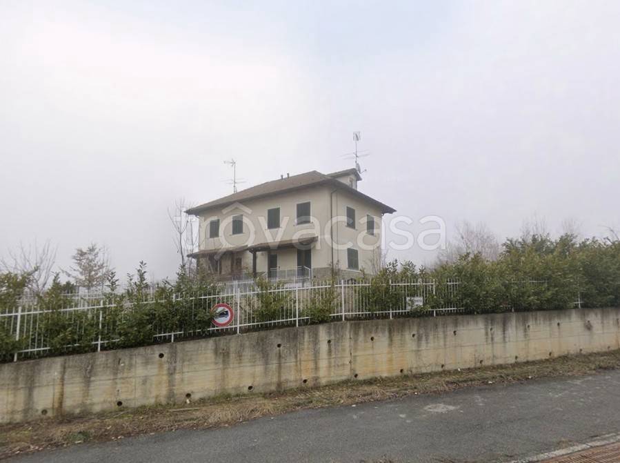 casa indipendente in vendita a Capriata d'Orba