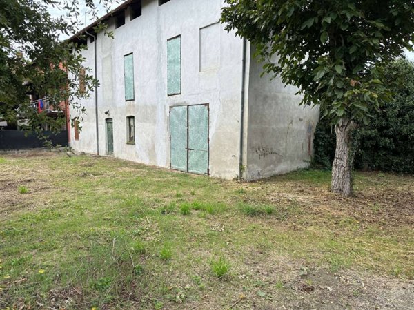 casa indipendente in vendita a Capriata d'Orba