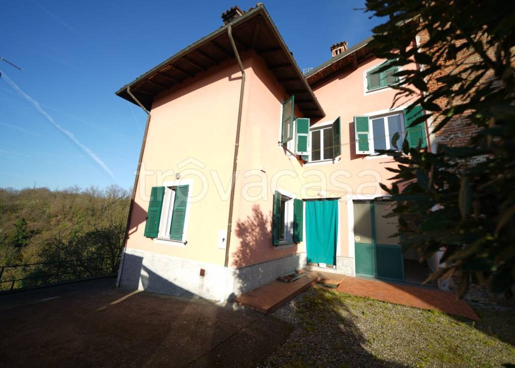 casa indipendente in vendita a Capriata d'Orba