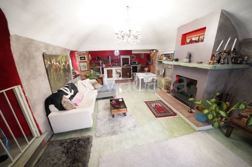 casa indipendente in vendita a Capriata d'Orba