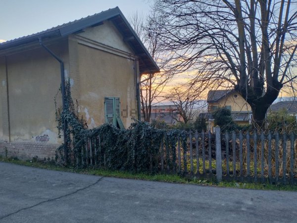 casa indipendente in vendita a Capriata d'Orba