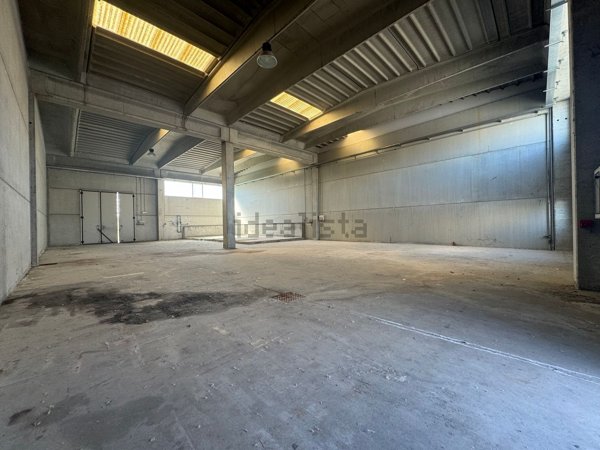 locale di sgombero in vendita a Carbonara Scrivia