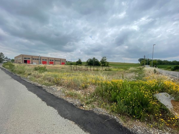 terreno industriale in vendita a Carbonara Scrivia