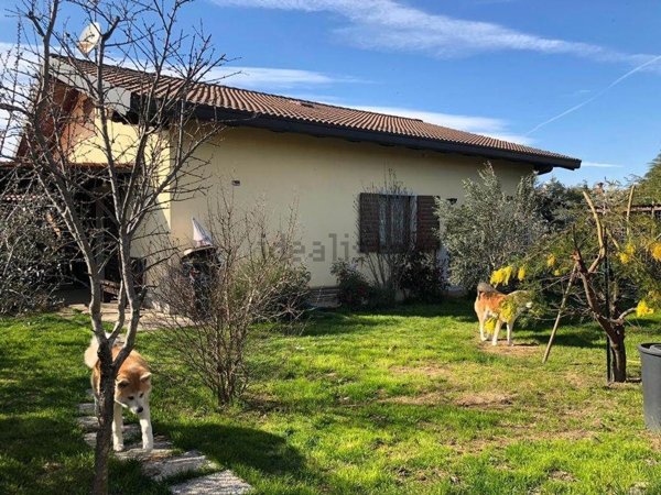 casa indipendente in vendita a Carbonara Scrivia