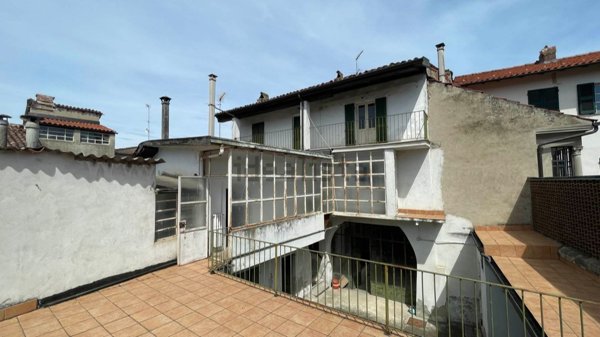 casa indipendente in vendita a Carbonara Scrivia