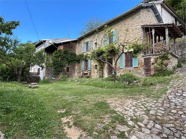 casa indipendente in vendita a Carbonara Scrivia