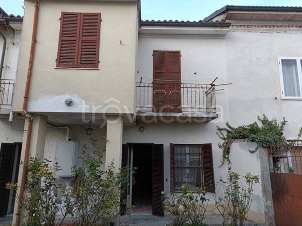 quadrivano in vendita a Carentino