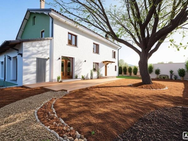 casa semindipendente in vendita a Carentino