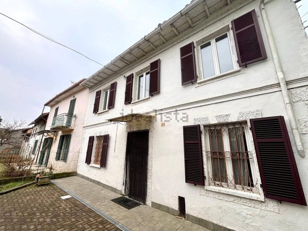 casa indipendente in vendita a Carentino