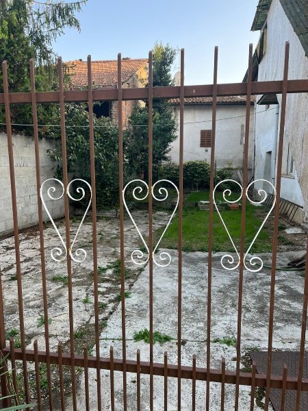 quadrivano in vendita a Carentino