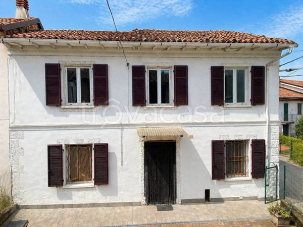 casa indipendente in vendita a Carentino