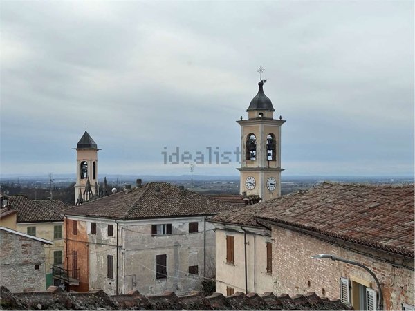 appartamento in vendita a Carezzano