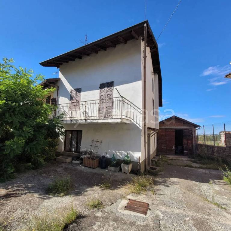 casa indipendente in vendita a Carpeneto