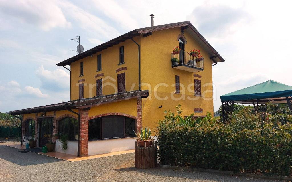 attico in vendita a Carpeneto