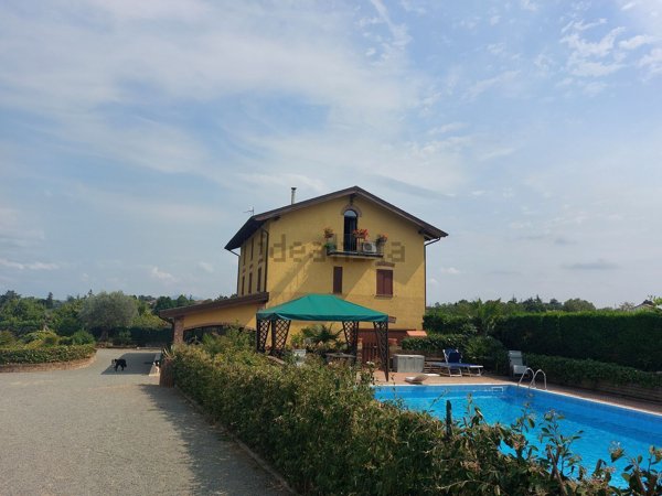 casa indipendente in vendita a Carpeneto in zona Madonna della Villa