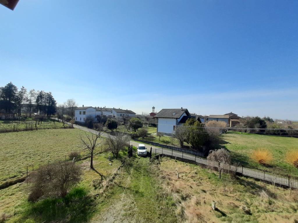 casa indipendente in vendita a Carpeneto