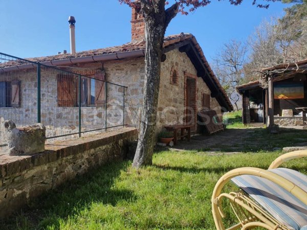 casa indipendente in vendita a Carrega Ligure in zona Daglio