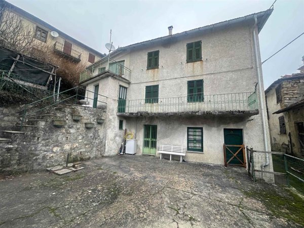casa indipendente in vendita a Carrega Ligure in zona Agneto