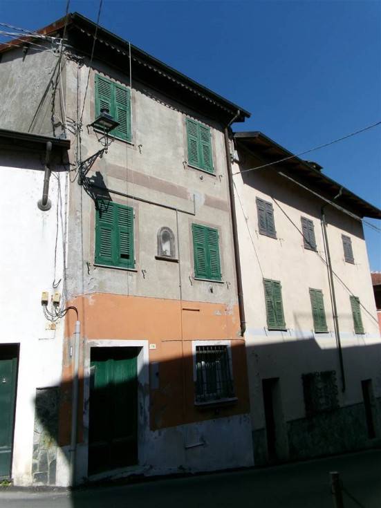 casa indipendente in vendita a Carrosio