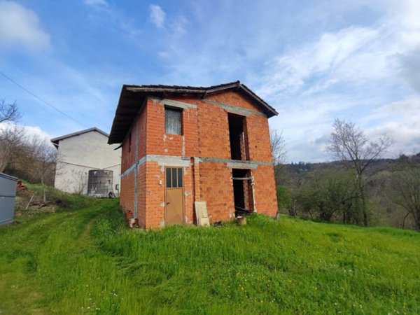 casa indipendente in vendita a Cartosio