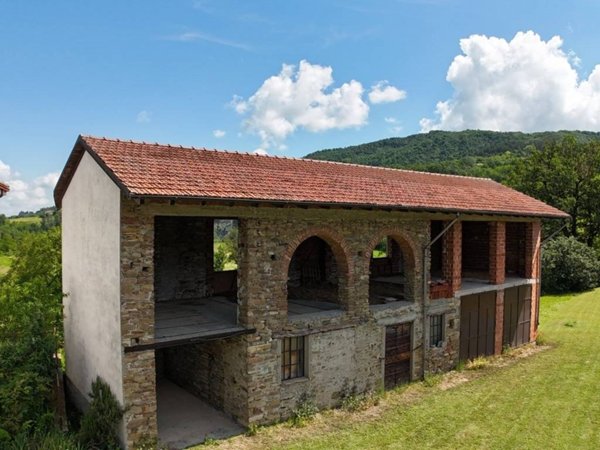 casa indipendente in vendita a Cartosio