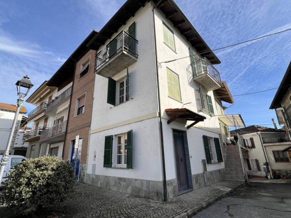 casa indipendente in vendita a Cartosio