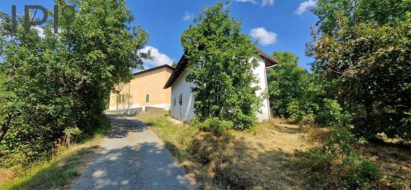 casa indipendente in vendita a Cartosio