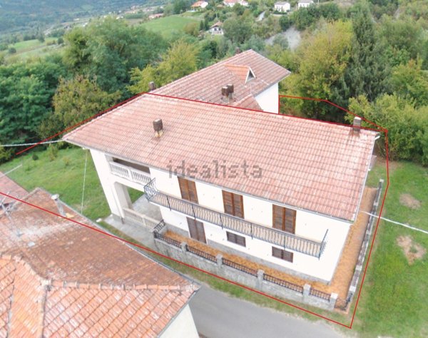 casa indipendente in vendita a Cartosio