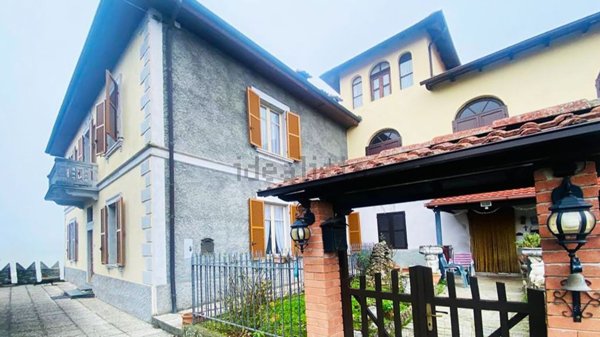 casa indipendente in vendita a Cartosio