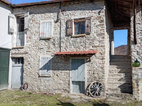 casa indipendente in vendita a Cartosio in zona Arbiglia