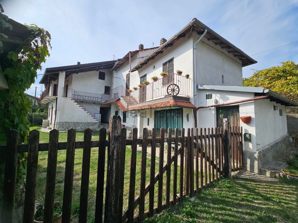 casa indipendente in vendita a Cartosio in zona Arbiglia
